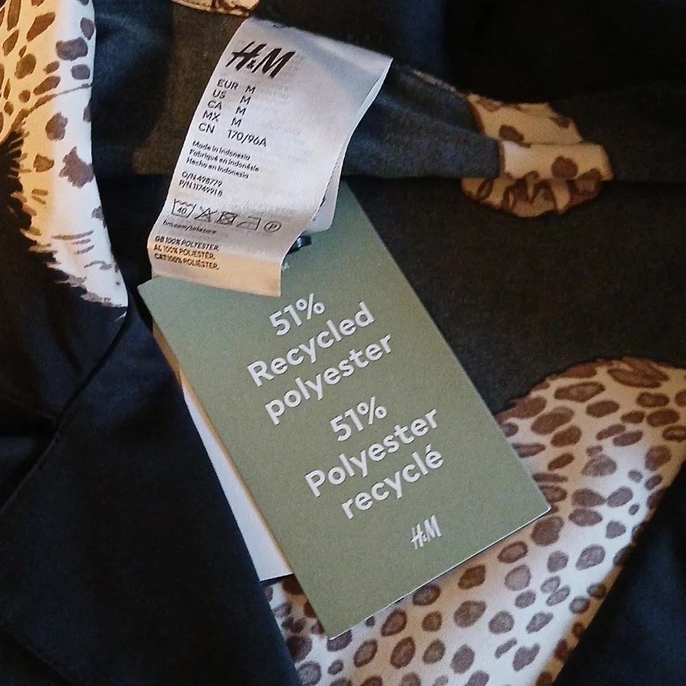 H&M Black and Cream Leopard Print Pajama Set - Picture 4 of 5